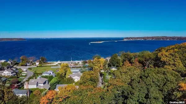 Huntington Bay, NY 11743,15 Hillside CT