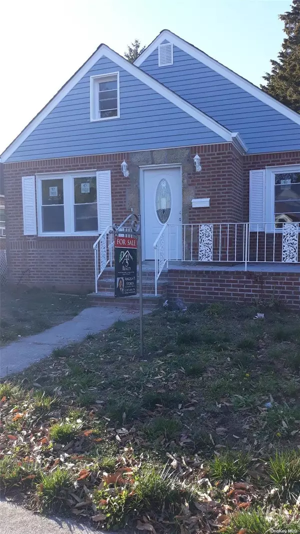 Cambria Heights, NY 11411,115-76 231st ST