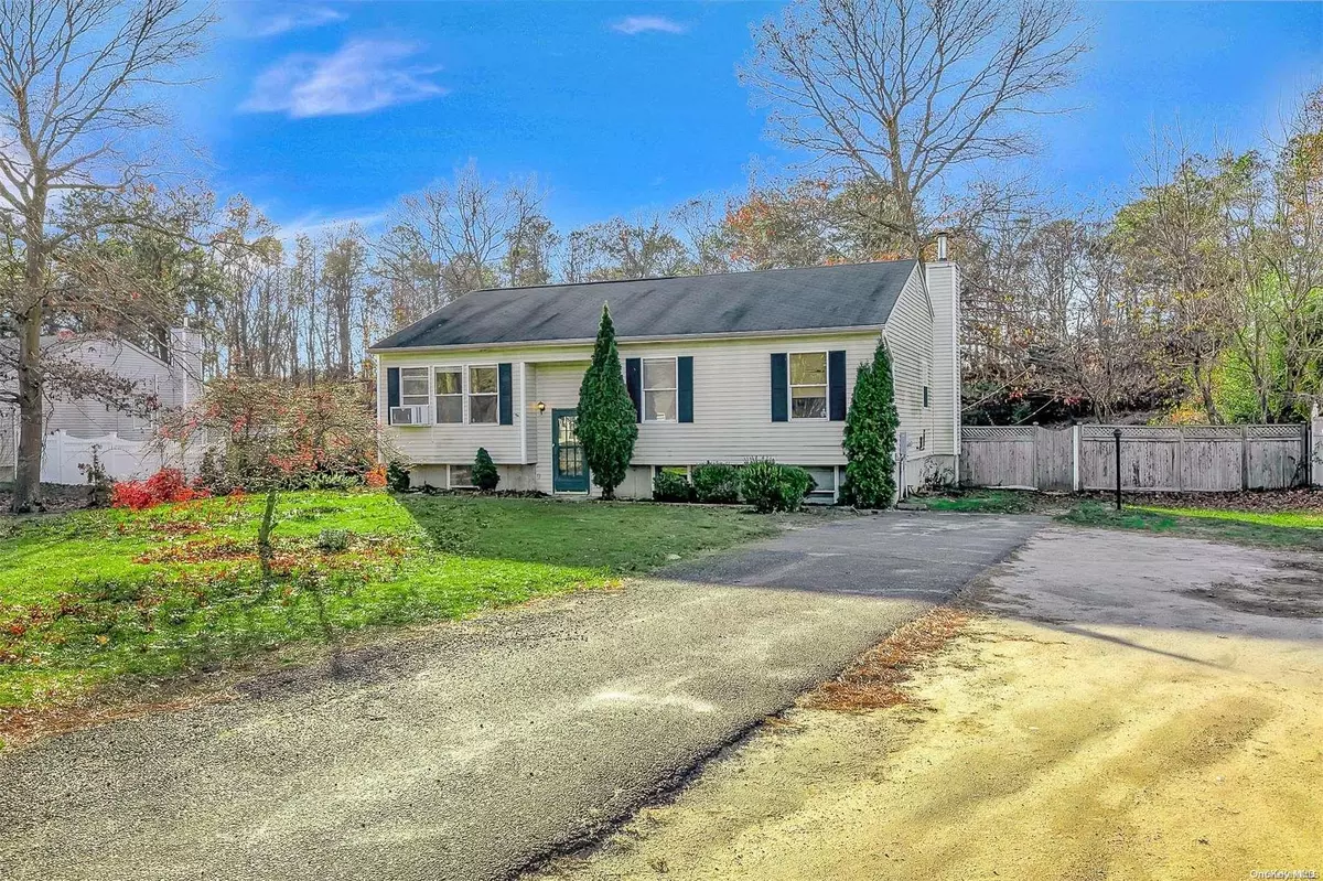 East Patchogue, NY 11772,648 N Dunton AVE