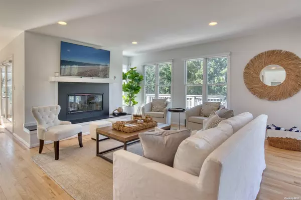 Southampton, NY 11968,59 N Captains Neck LN