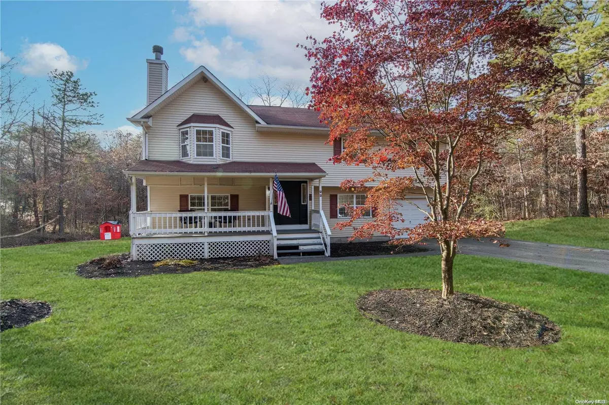 Bellport, NY 11713,22 Bellhaven RD