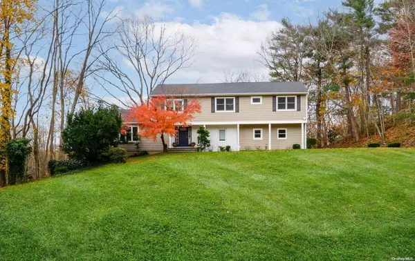 Locust Valley, NY 11560,3 Lattingtown Ridge CT