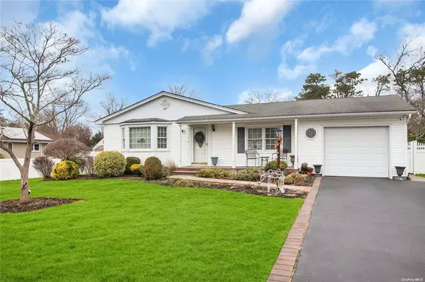 Nesconset, NY 11767,3 Eighth ST