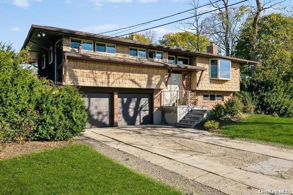 171 N 23rd ST, Wheatley Heights, NY 11798