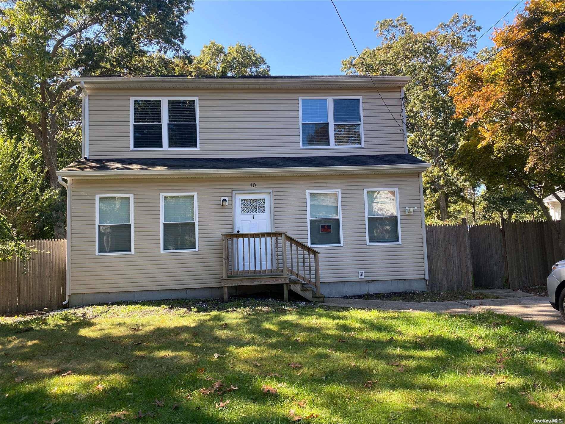 40 Montgomery AVE, Mastic, NY 11950