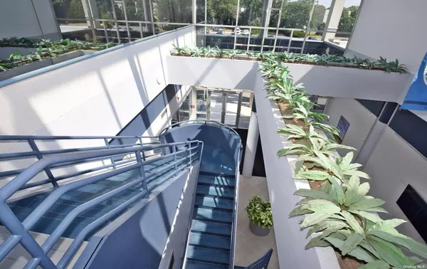 Melville, NY 11747,25 Melville Park RD