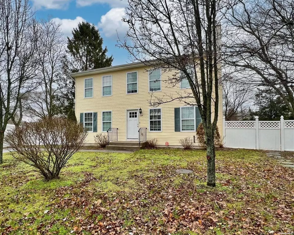 Bellport, NY 11713,536 Hampton AVE