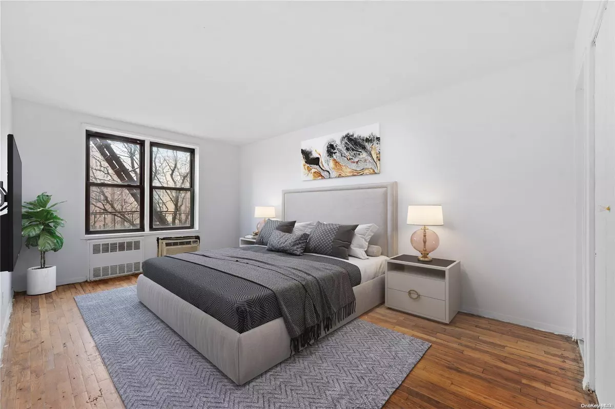 Corona, NY 11368,5803 Calloway ST #5J