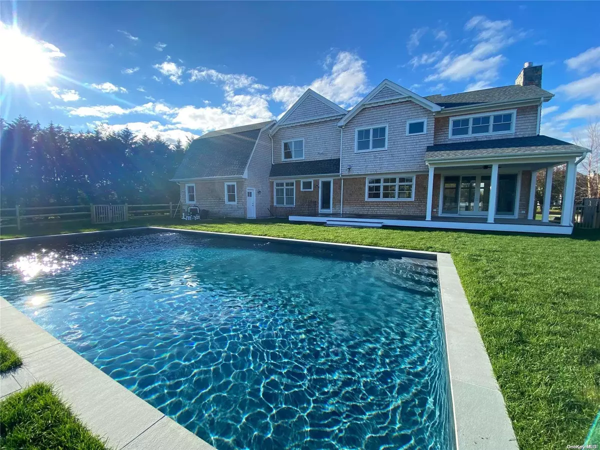 East Marion, NY 11939,605 Gus DR