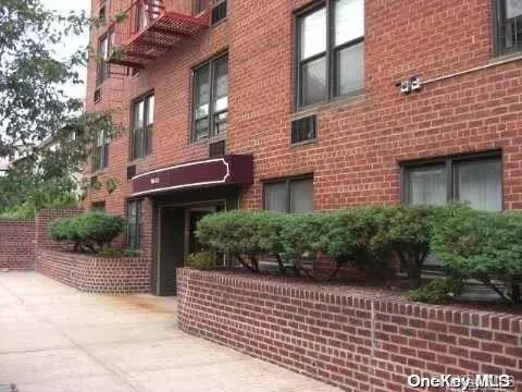 50-21 39th PL #3D, Sunnyside, NY 11104