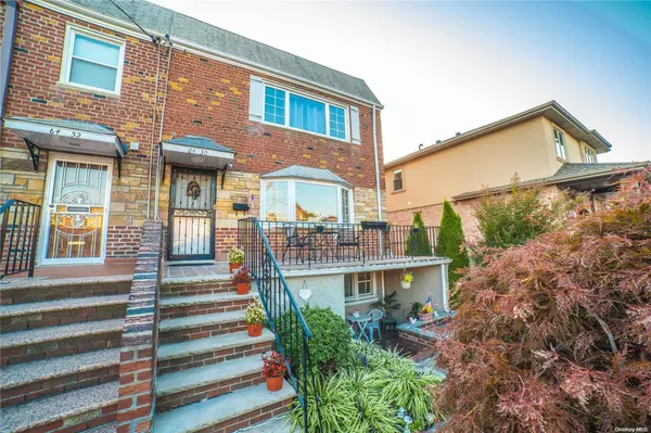 Middle Village, NY 11379,64-30 74th ST