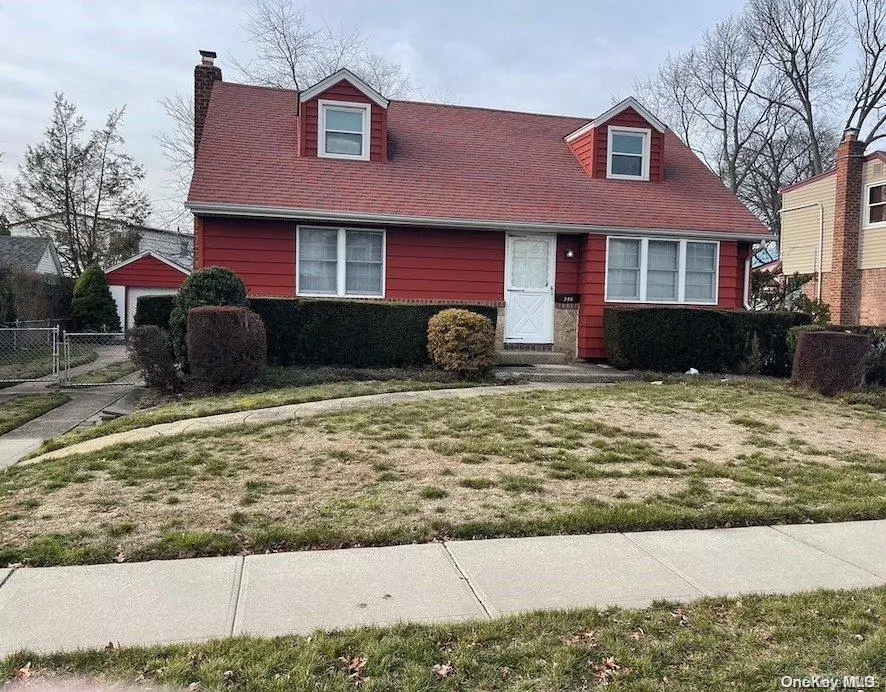 Franklin Square, NY 11010,586 Seminole RD