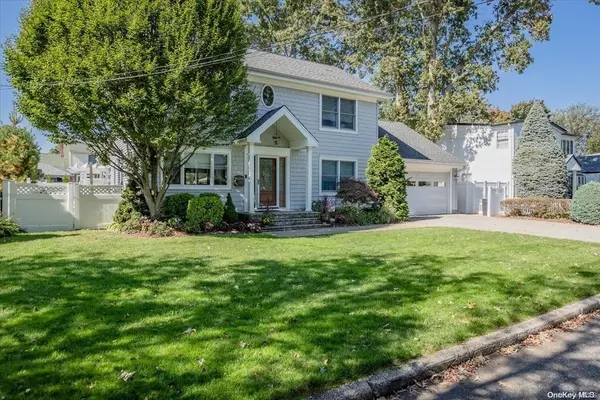 North Bellmore, NY 11710,2835 Court ST