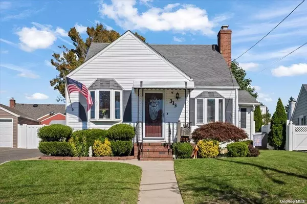 North Bellmore, NY 11710,313 Lorraine ST