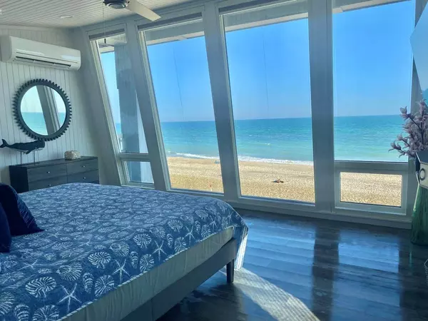 Ocean Beach, NY 11770,240 Wilmot RD