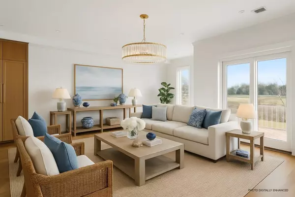 Hampton Bays, NY 11946,68 Foster AVE #8
