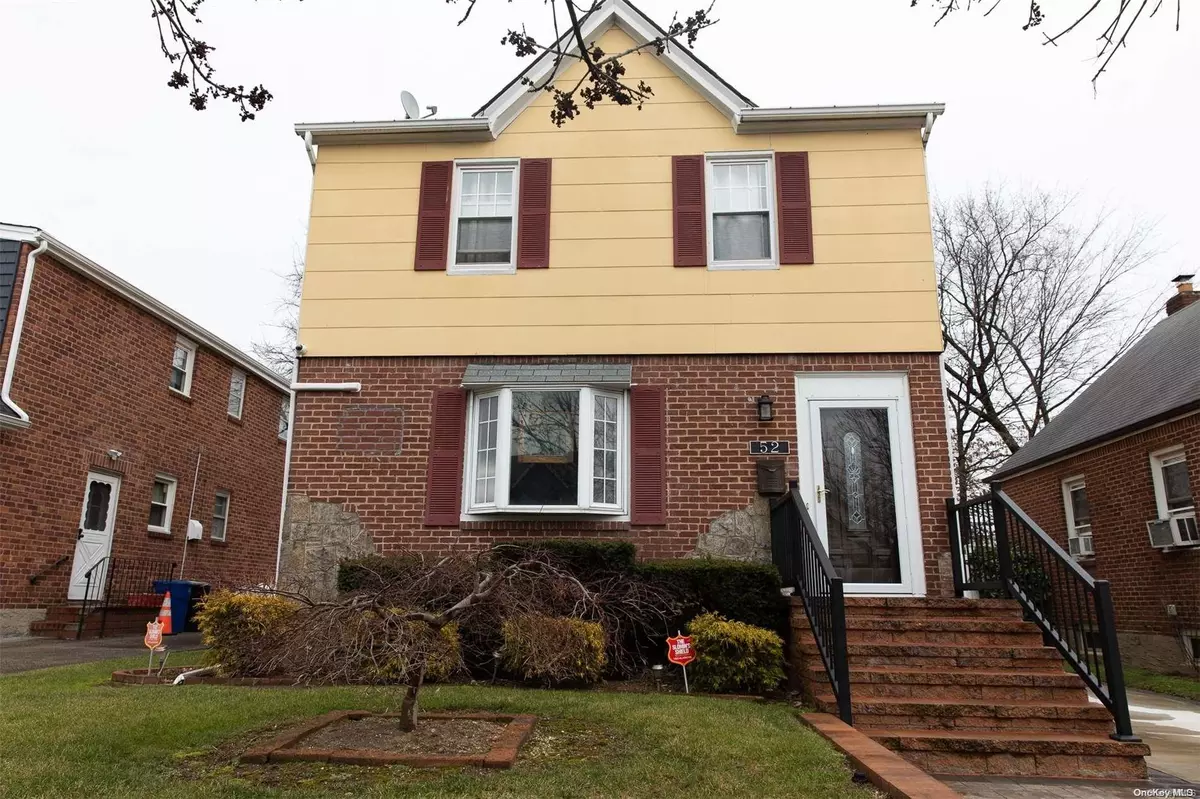 Elmont, NY 11003,52 Heathcote RD