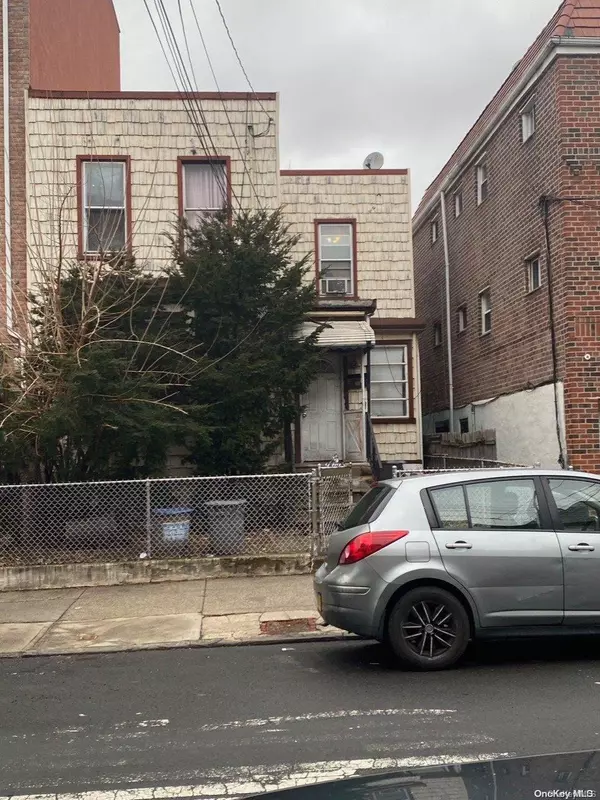 30-16 23rd ST, Astoria, NY 11102