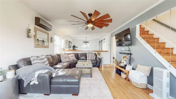 159-33 100th ST, Howard Beach, NY 11414