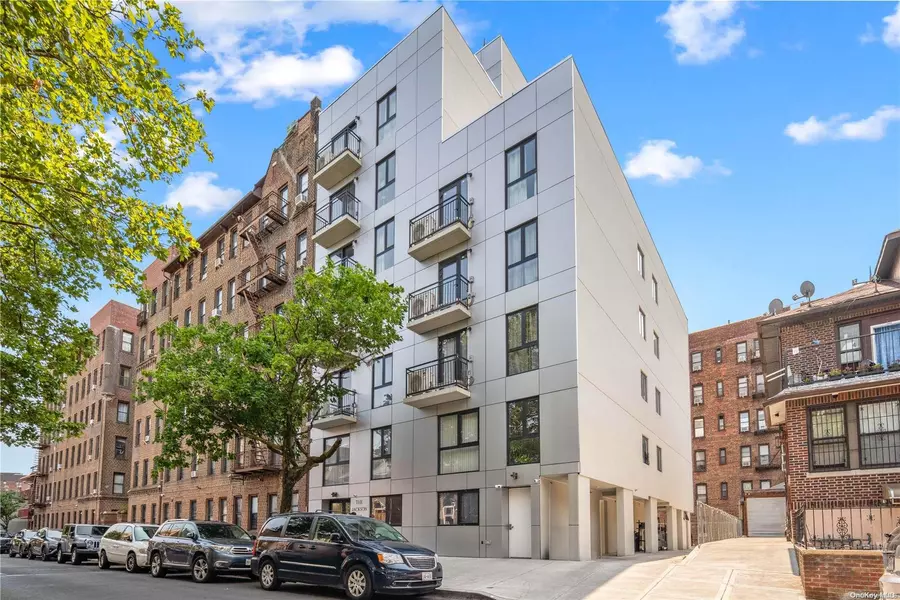 37-32 89th ST #CF, Jackson Heights, NY 11372