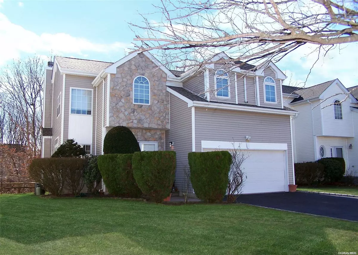 South Setauket, NY 11720,58 Sunflower Ridge RD #58