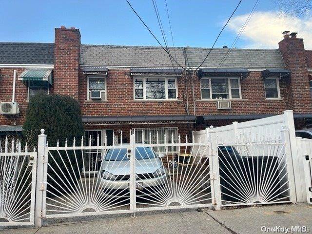 4028 De Reimer AVE, Bronx, NY 10466