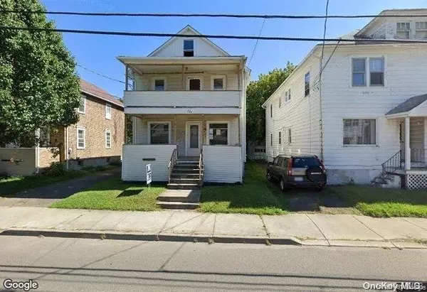 Out Of Area Town, NY 13790,224 Lester AVE