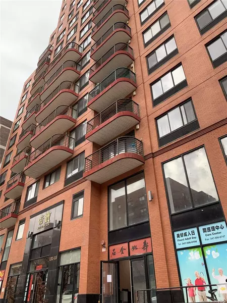 132-35 41st RD #8A, Flushing, NY 11355