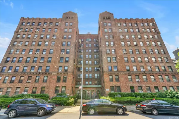 Kew Gardens, NY 11415,8300 Talbot ST #3A