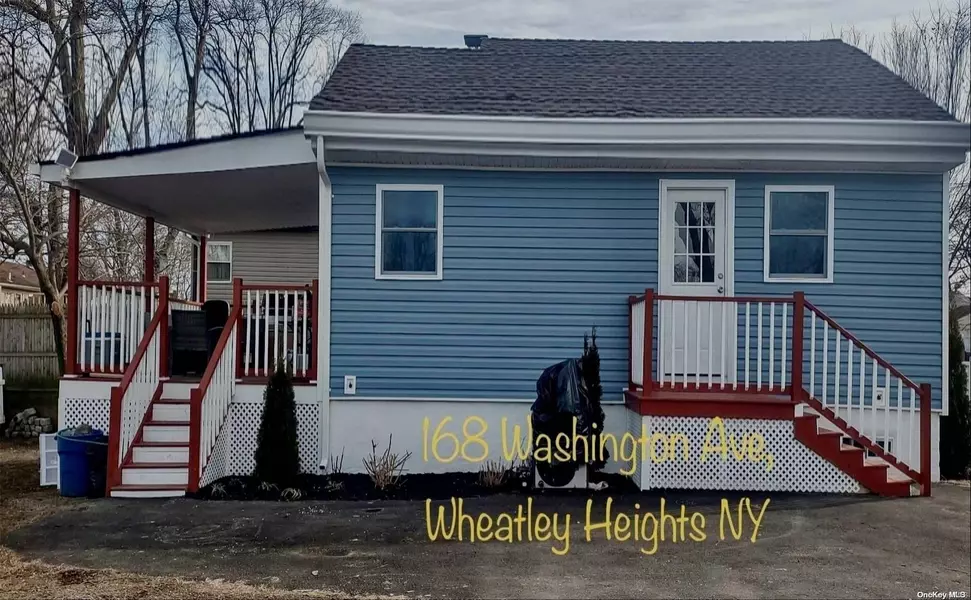 168 Washington AVE, Wheatley Heights, NY 11798