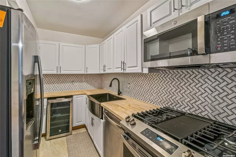 89-15 Parsons BLVD #3A, Jamaica, NY 11432