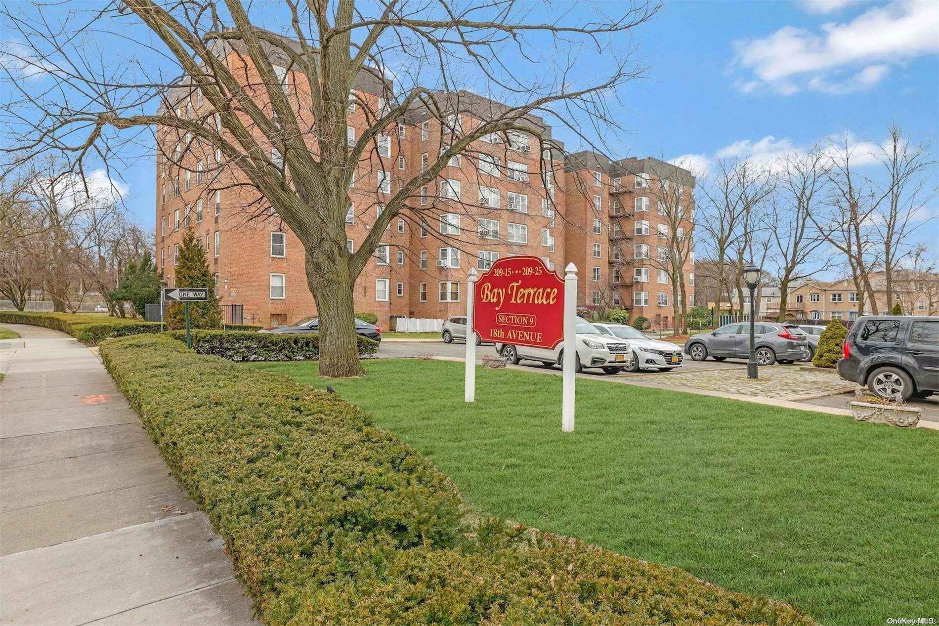 209-15 18th Ave #2G, Bayside, NY 11360