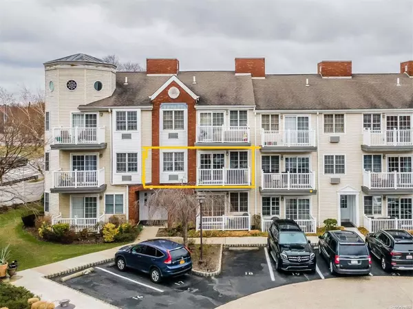 Ozone Park, NY 11417,94-46 Magnolia #2B