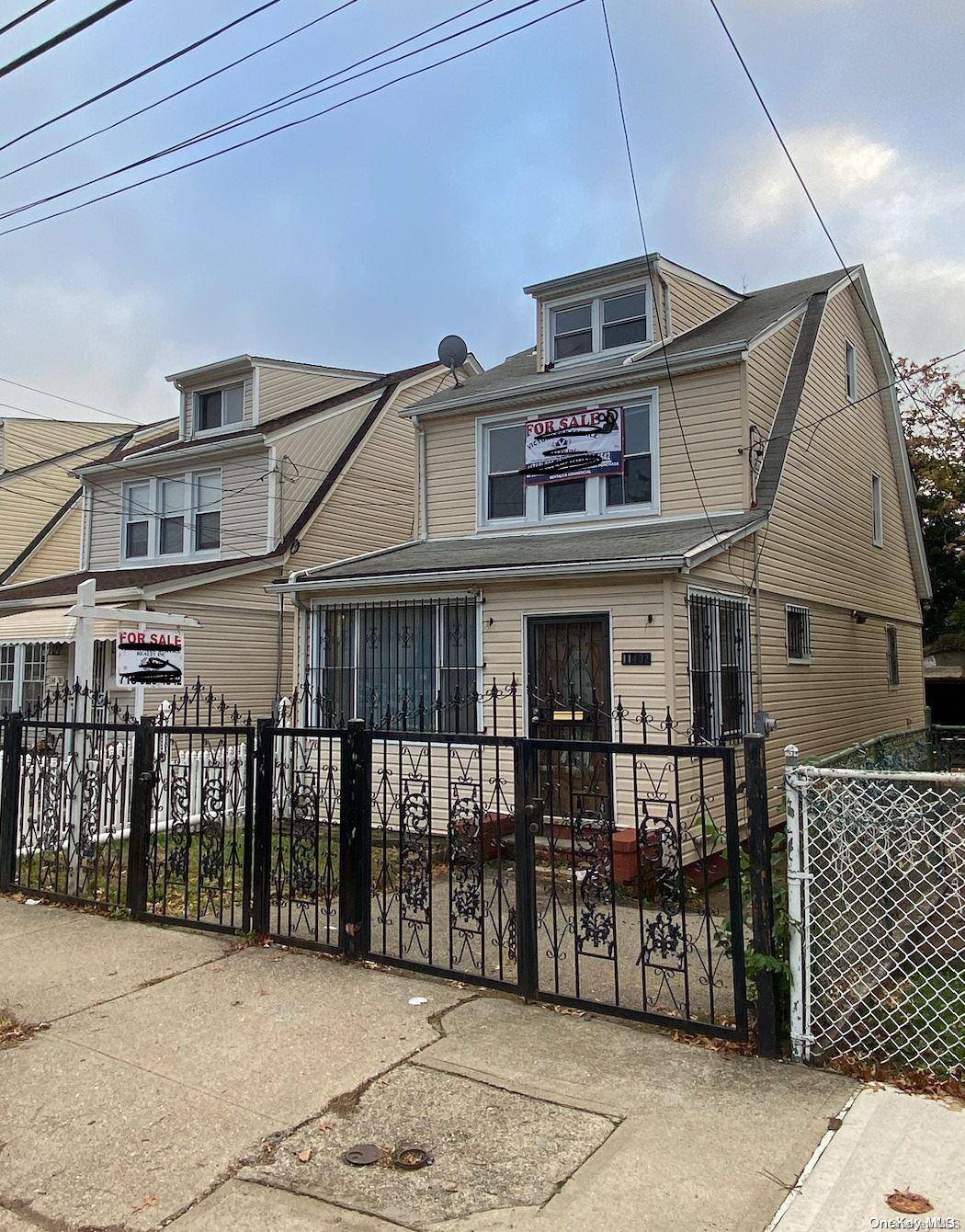 114-32 169th ST, Jamaica, NY 11434