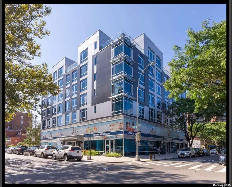 97-45 63 DR #6H, Rego Park, NY 11374