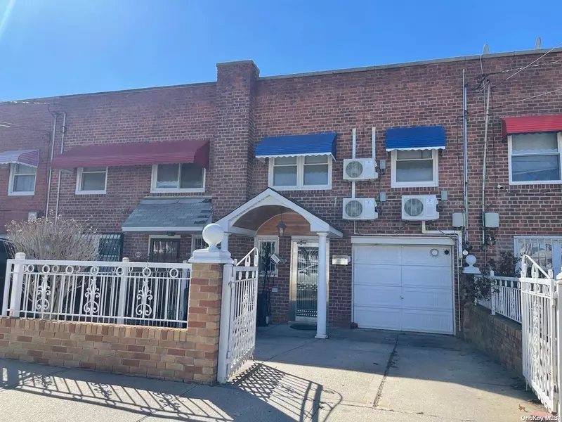 130-06 122nd PL, South Ozone Park, NY 11420