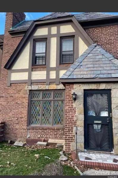 202-19 109th AVE, Jamaica, NY 11412