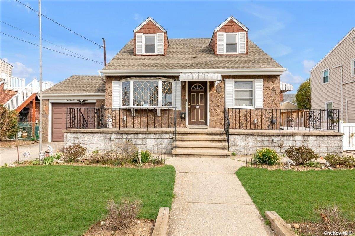 Mineola, NY 11501,120 Jerome AVE