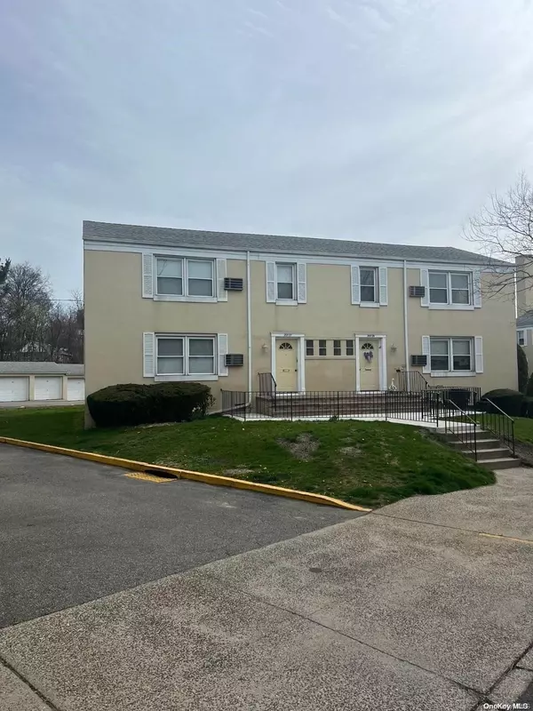 251-29 71 Ave. #112, Bellerose, NY 11426