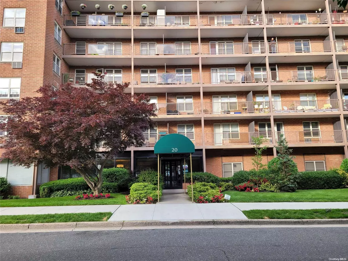 Hempstead, NY 11550,20 Wendell St #38A