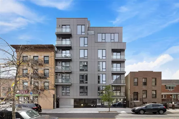 14-54 31st AVE #3C, Astoria, NY 11106