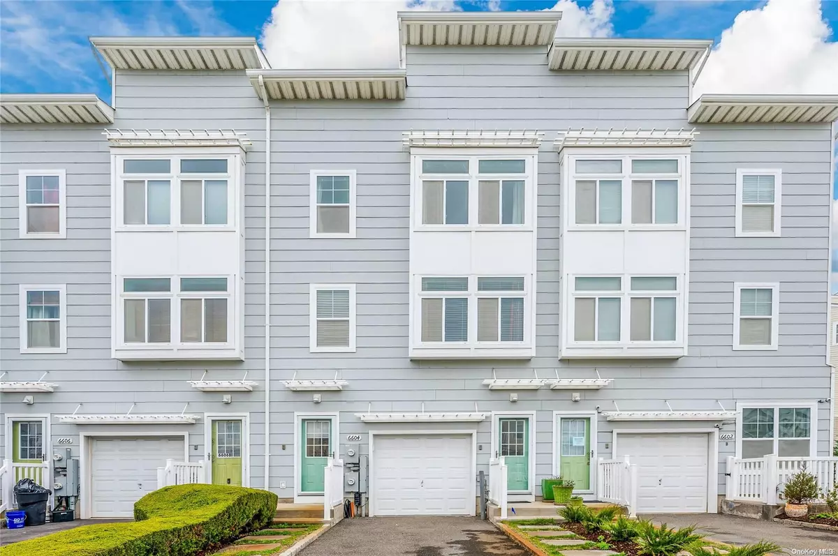 Arverne, NY 11692,66-04 Seaspray AVE