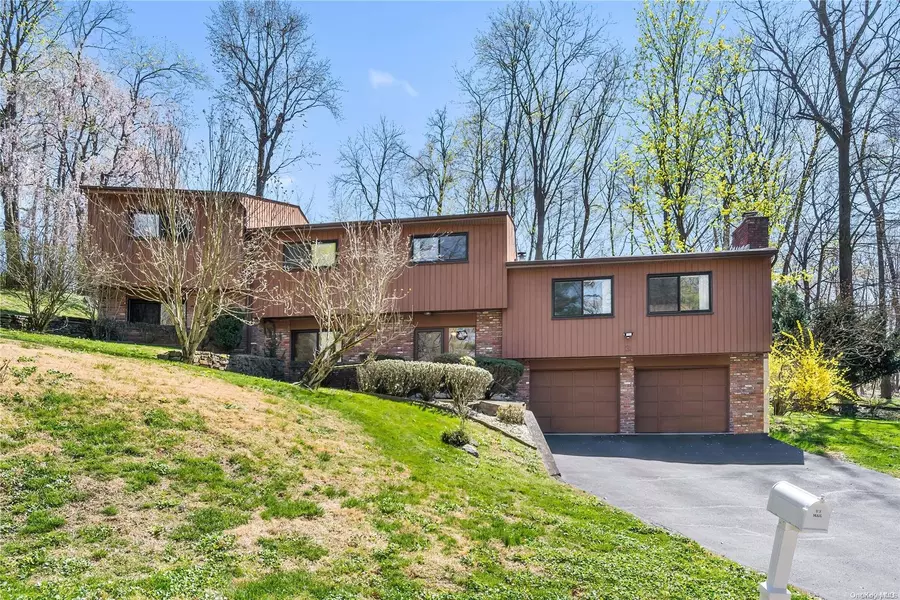 3 Wagner Place, Greenburgh, NY 10706