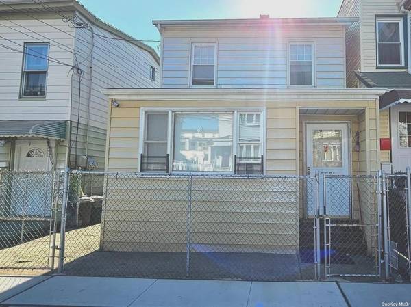 95-18 85th ST, Ozone Park, NY 11416