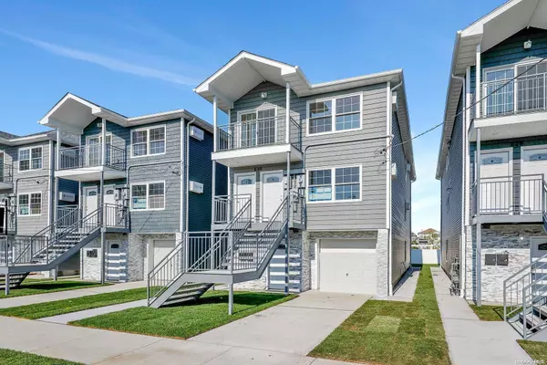 632 Beach 68, Arverne, NY 11692