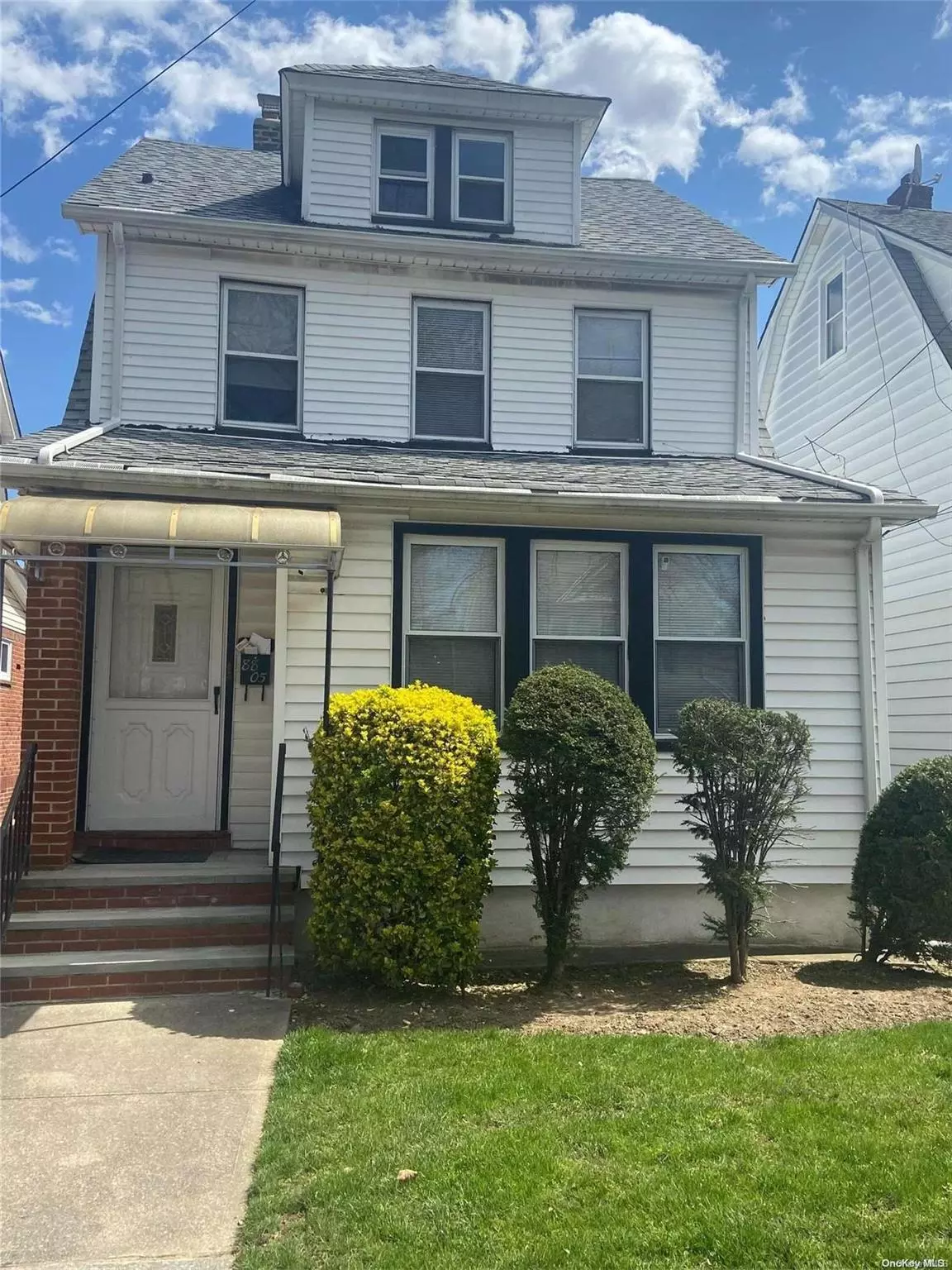 Bellerose, NY 11426,88-05 238 ST