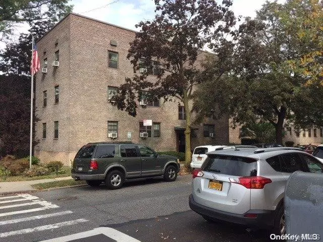 78-37 Main St #2G, Kew Garden Hills, NY 11367