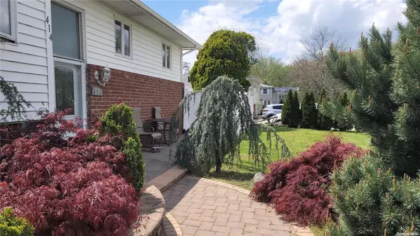 Deer Park, NY 11729,414 Westview AVE