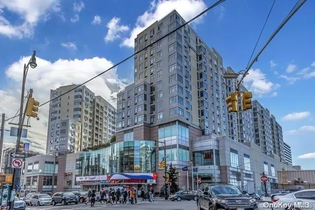 40-22 College Point BLVD #PH1C, Flushing, NY 11354