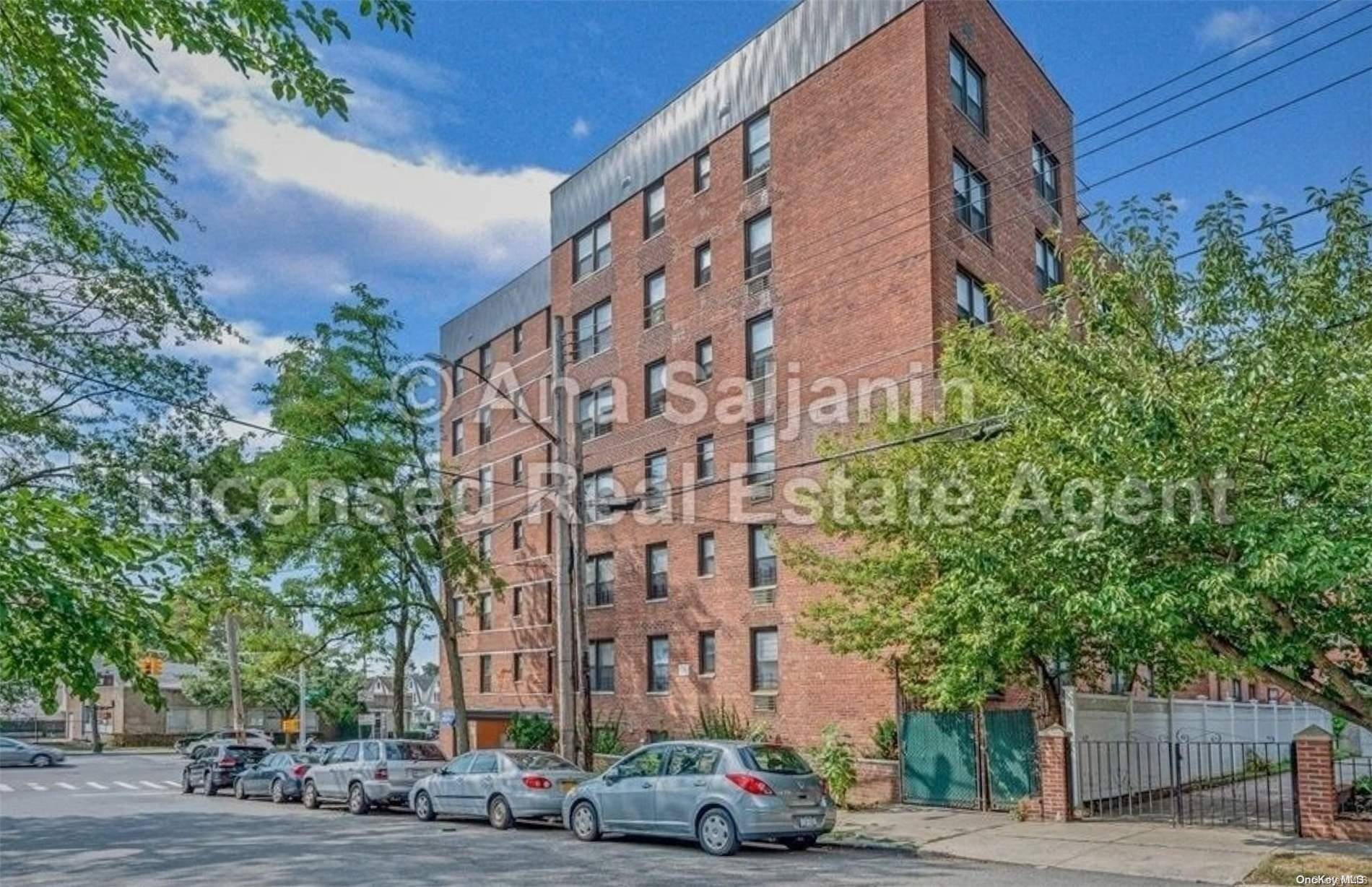 87-46 Chelsea ST #7D, Jamaica Estates, NY 11432